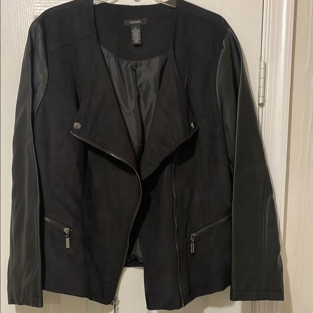 Elegant Black Women's Jacket